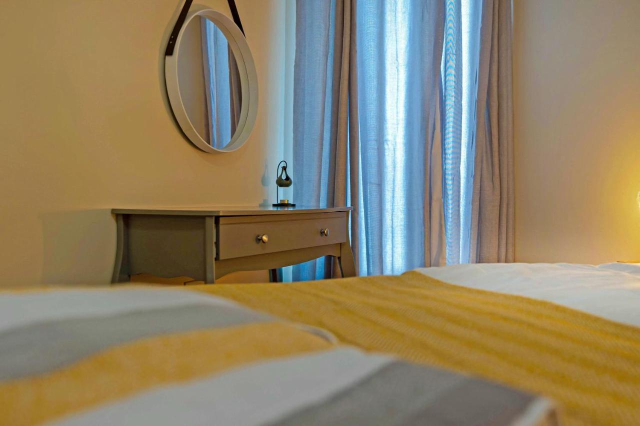 Modern & Spacious 2 Bedroom Serviced Apartment Next To Lochend Park - Private Underground Parking & Lift Available - Close To Edinburgh City Centre Экстерьер фото